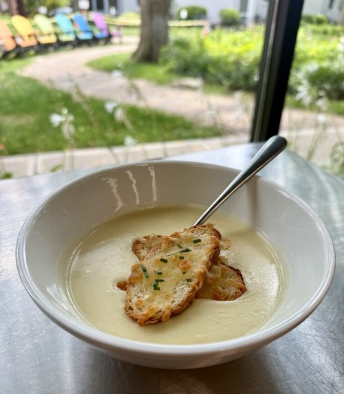 Roasted Garlic Soup