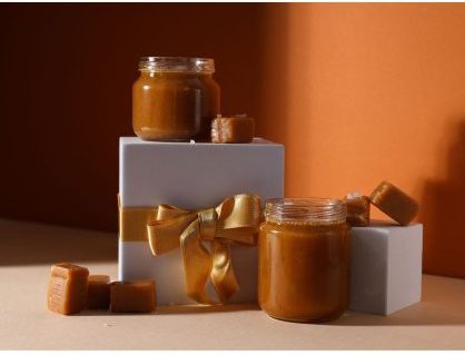 caramels and caramel sauce gift